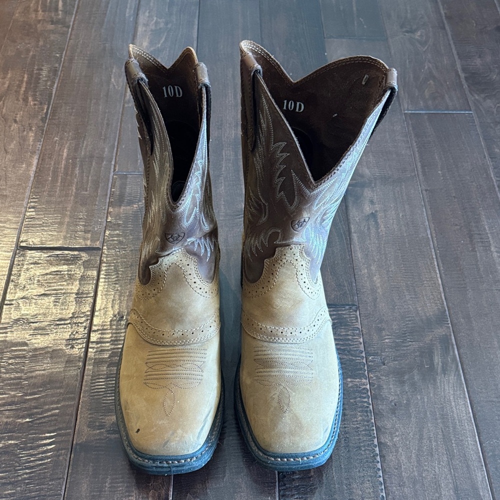 Ariat Tan and Brown Men's Boots